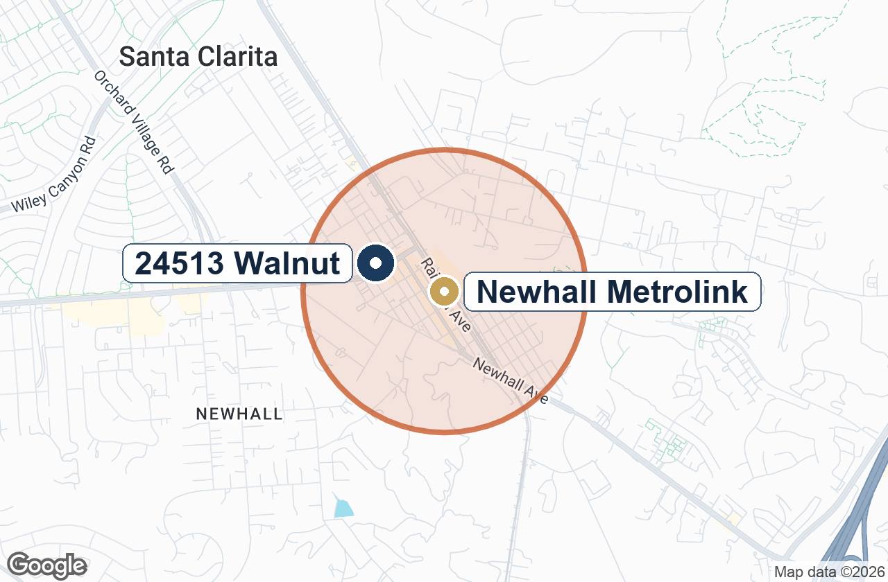 Map showing the subject property 0.26 miles from Newhall Metrolink, inside a half-mile ring